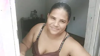 Rich chubby Latina gave her a good blowjob and ended up giving me a good fuck