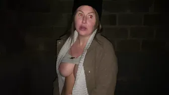 Cracky is flashing up public